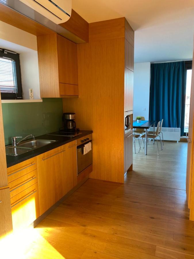 Gemini Superior Apartman&Yacht Balatonlelle Exterior foto